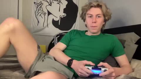 Snapshot of clydeaustin chatting on December 30, 2024, 3:36 am Clyde Austin online show from December 30, 2024, 3:36 am