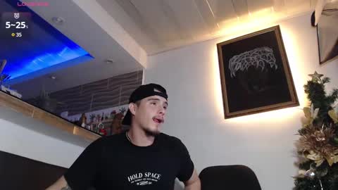 Snapshot of colby_scott chatting on December 12, 2024, 3:21 am Colby Scott online show from December 12, 2024, 3:21 am
