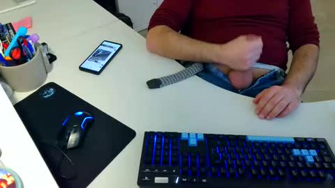 Snapshot of cold_eyes_86 chatting on October 30, 2025, 9:55 am cold eyes 86 online show from October 30, 2025, 9:55 am