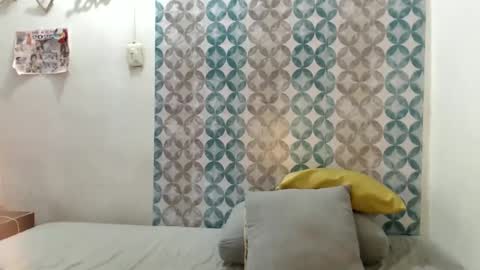 Snapshot of colombi4spice chatting on October 17, 2025, 7:27 pm viviana online show from October 17, 2025, 7:27 pm