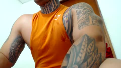 Snapshot of colombian_monster_cock chatting on December 23, 2024, 8:00 am camilo online show from December 23, 2024, 8:00 am