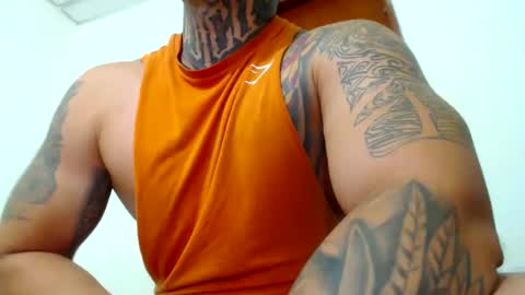 Snapshot of colombian_monster_cock chatting on January 9, 2025, 8:34 am camilo online show from January 9, 2025, 8:34 am