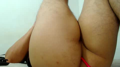 Snapshot of colombian_monster_cock chatting on February 19, 2025, 5:16 pm camilo online show from February 19, 2025, 5:16 pm
