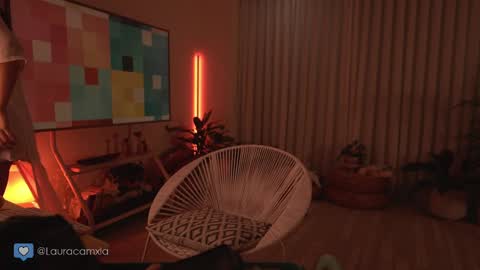 Snapshot of colouristic chatting on September 22, 2025, 1:18 am Laura online show from September 22, 2025, 1:18 am