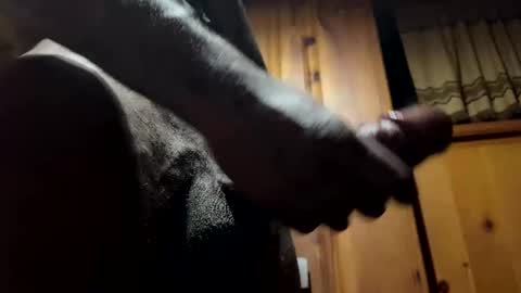 Snapshot of columbusohio614 chatting on December 20, 2024, 5:04 am Heavyd614 online show from December 20, 2024, 5:04 am