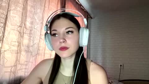 Snapshot of conchitaderricott chatting on October 6, 2025, 1:08 pm Bella online show from October 6, 2025, 1:08 pm