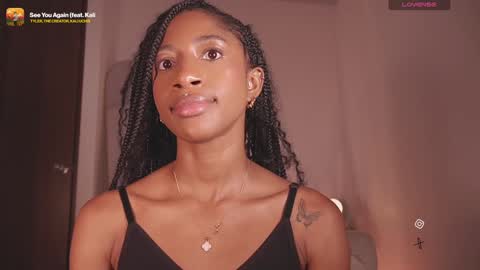 Snapshot of connie_west0 chatting on December 31, 2024, 2:19 am independent model online show from December 31, 2024, 2:19 am