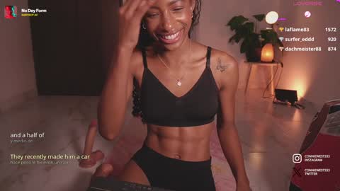 Snapshot of connie_west0 chatting on January 1, 2025, 6:37 am independent model online show from January 1, 2025, 6:37 am