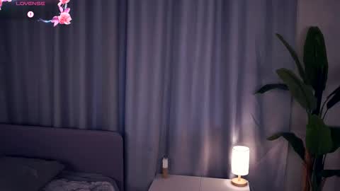 Snapshot of constanceglascov chatting on October 11, 2025, 5:17 am Hello im Sofia Welcme to my room .More hugs and kiss for you online show from October 11, 2025, 5:17 am