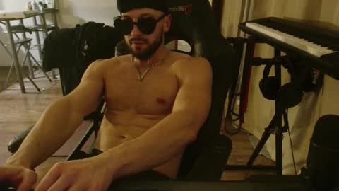 Snapshot of cookiewaves chatting on November 17, 2025, 6:14 pm Stachu Jones online show from November 17, 2025, 6:14 pm