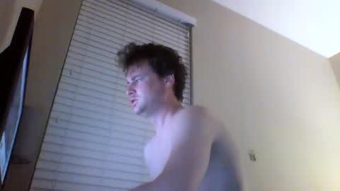 Snapshot of cooldude122222 chatting on March 10, 2025, 9:10 am cooldude122222 online show from March 10, 2025, 9:10 am