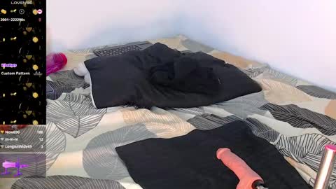 Snapshot of coraline2911 chatting on February 20, 2025, 2:13 pm coraline2911 online show from February 20, 2025, 2:13 pm