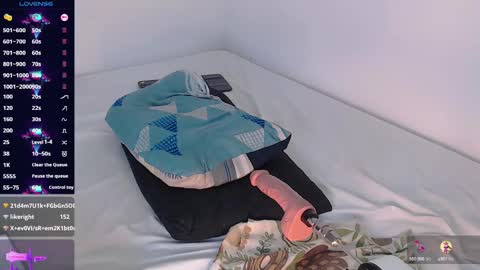 Snapshot of coraline2911 chatting on March 12, 2025, 3:51 pm coraline2911 online show from March 12, 2025, 3:51 pm