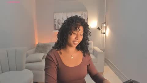Snapshot of corinnah chatting on March 10, 2025, 12:48 pm Cori online show from March 10, 2025, 12:48 pm