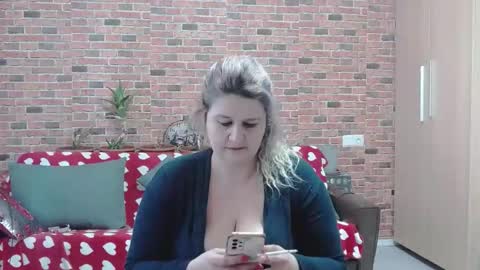 Snapshot of corymilf chatting on March 4, 2025, 8:46 am Elisa online show from March 4, 2025, 8:46 am