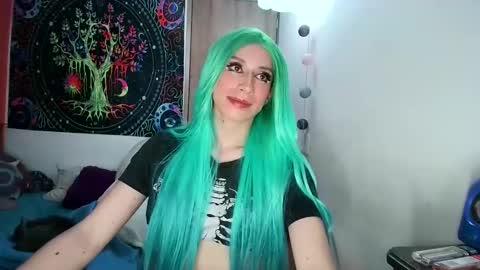 Snapshot of cosmic_crystal chatting on January 12, 2025, 10:33 pm cosmic_crystal online show from January 12, 2025, 10:33 pm