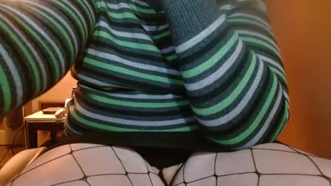 Snapshot of cosmicjones88 chatting on December 25, 2024, 11:11 am cosmicjones88 online show from December 25, 2024, 11:11 am