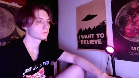 Snapshot of cosmonudes chatting on December 11, 2024, 6:31 pm Barry online show from December 11, 2024, 6:31 pm