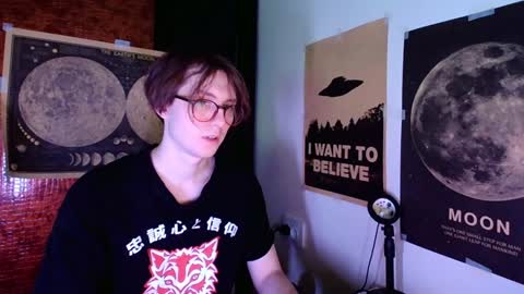 Snapshot of cosmonudes chatting on December 15, 2024, 10:37 pm Barry online show from December 15, 2024, 10:37 pm