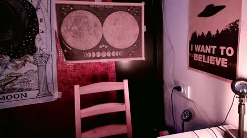 Snapshot of cosmonudes chatting on January 11, 2025, 7:38 pm Barry online show from January 11, 2025, 7:38 pm