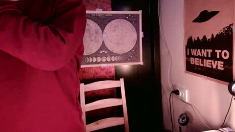 Snapshot of cosmonudes chatting on January 12, 2025, 10:22 pm Barry online show from January 12, 2025, 10:22 pm