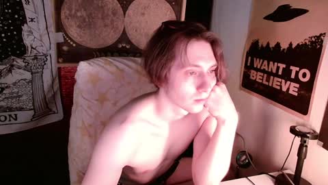 Snapshot of cosmonudes chatting on January 23, 2025, 2:07 pm Barry online show from January 23, 2025, 2:07 pm