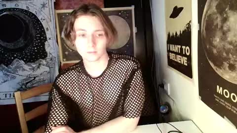 Snapshot of cosmonudes chatting on February 16, 2025, 5:37 am Barry online show from February 16, 2025, 5:37 am