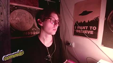 Snapshot of cosmonudes chatting on October 27, 2025, 3:16 pm Barry online show from October 27, 2025, 3:16 pm