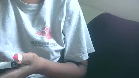 Snapshot of crammy_freaky chatting on November 2, 2025, 6:27 am crammy_freaky online show from November 2, 2025, 6:27 am