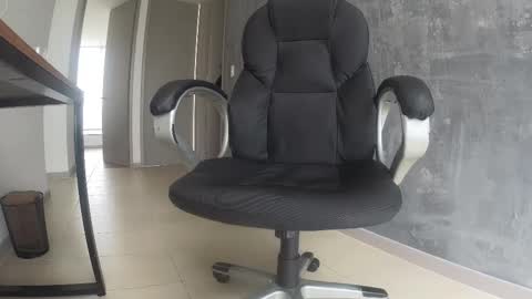 Snapshot of crazylive5 chatting on February 21, 2025, 6:15 pm crazylive5 online show from February 21, 2025, 6:15 pm