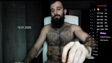 Snapshot of crissstud chatting on January 14, 2025, 1:36 am Criss online show from January 14, 2025, 1:36 am