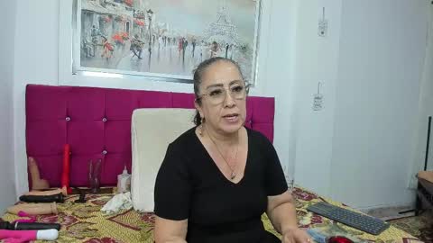 Snapshot of cristal_18xxx chatting on March 12, 2025, 10:07 pm Cristal online show from March 12, 2025, 10:07 pm