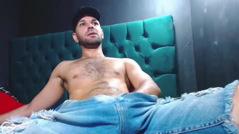 Snapshot of cristian_hot9 chatting on February 17, 2025, 6:15 pm cristian hot9 online show from February 17, 2025, 6:15 pm