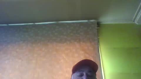 Snapshot of crmperez chatting on February 14, 2025, 8:15 pm crmperez online show from February 14, 2025, 8:15 pm