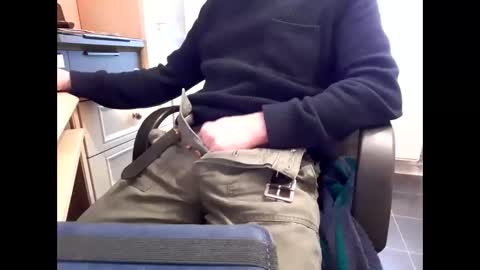 Snapshot of croup45 chatting on February 4, 2025, 3:04 pm croup45 online show from February 4, 2025, 3:04 pm