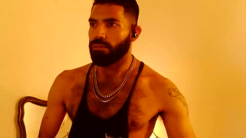 Snapshot of crsd8619 chatting on November 10, 2025, 4:22 am Alex Towers 3o5 online show from November 10, 2025, 4:22 am