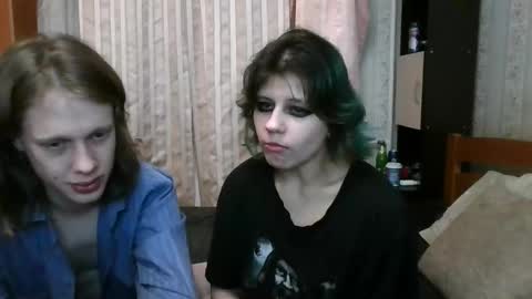 Snapshot of crystal_porn_love chatting on February 20, 2025, 1:25 am Crystal and Marcl online show from February 20, 2025, 1:25 am