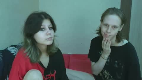 Snapshot of crystal_porn_love chatting on October 10, 2025, 9:03 pm Crystal and Marcl online show from October 10, 2025, 9:03 pm