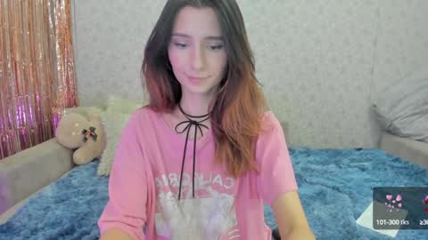 Snapshot of crystalnut chatting on January 11, 2025, 10:19 am Maria online show from January 11, 2025, 10:19 am