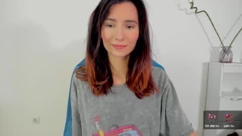 Snapshot of crystalnut chatting on September 24, 2025, 2:59 am Maria online show from September 24, 2025, 2:59 am