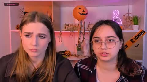 Snapshot of crysten878 chatting on November 3, 2025, 12:17 pm crysten878 online show from November 3, 2025, 12:17 pm