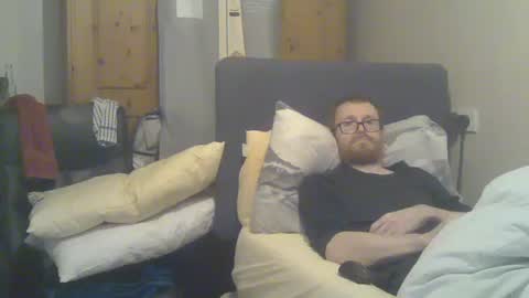 Snapshot of cs014g8493 chatting on November 8, 2025, 2:23 am chris online show from November 8, 2025, 2:23 am