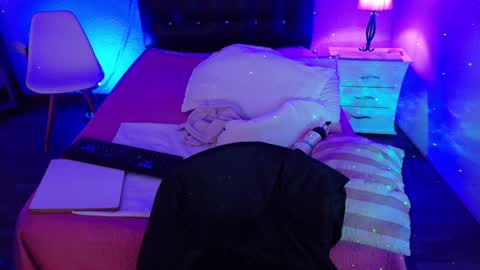 Snapshot of cuckoldlover69_ chatting on February 7, 2025, 3:01 am cuckoldlover69_ online show from February 7, 2025, 3:01 am