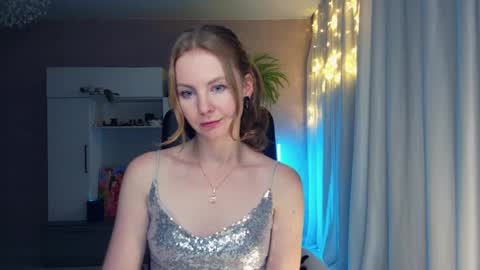 Snapshot of cuddle_kitten chatting on December 21, 2024, 2:15 pm Alexia online show from December 21, 2024, 2:15 pm