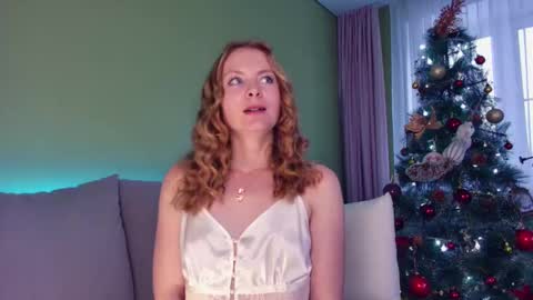 Snapshot of cuddle_kitten chatting on December 28, 2024, 11:19 am Alexia online show from December 28, 2024, 11:19 am