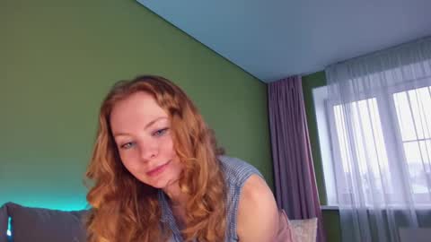 Snapshot of cuddle_kitten chatting on February 1, 2025, 7:15 am Alexia online show from February 1, 2025, 7:15 am