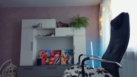 Snapshot of cuddle_kitten chatting on March 6, 2025, 5:46 am Alexia online show from March 6, 2025, 5:46 am