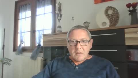 Snapshot of cuni6969 chatting on October 21, 2025, 3:35 pm cuni6969 online show from October 21, 2025, 3:35 pm