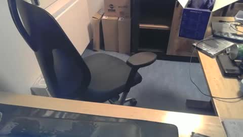 Snapshot of currycake chatting on January 28, 2025, 6:28 pm currycake online show from January 28, 2025, 6:28 pm