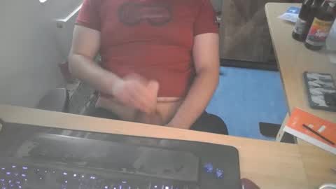 Snapshot of currycake chatting on February 12, 2025, 3:38 pm currycake online show from February 12, 2025, 3:38 pm